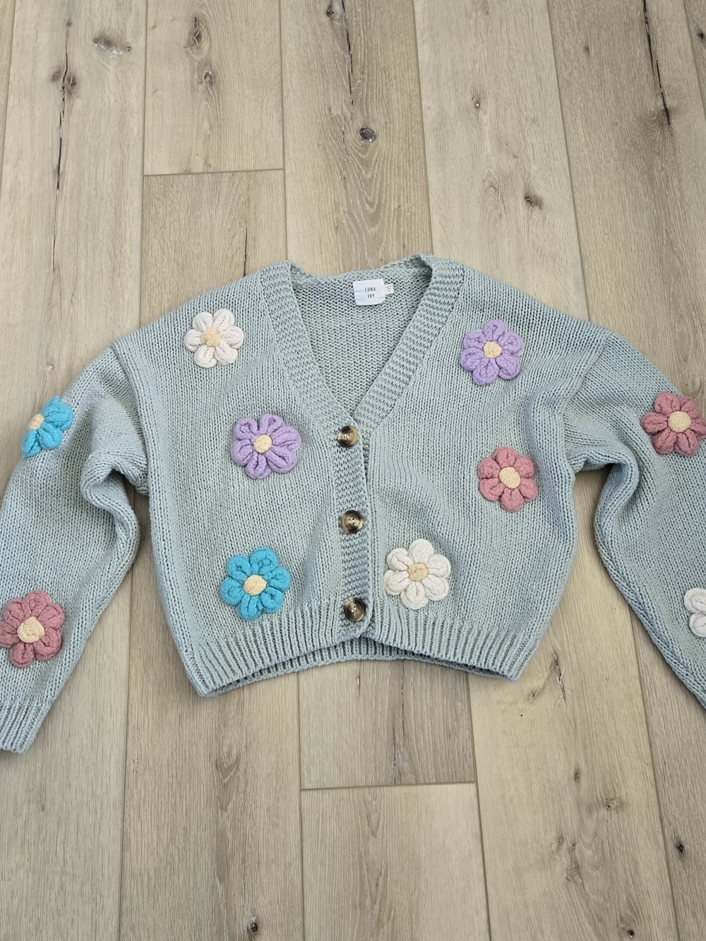 Luna Ivy Women's Blue Knit V-Neck Button Front Floral Applique Cardigan Size S